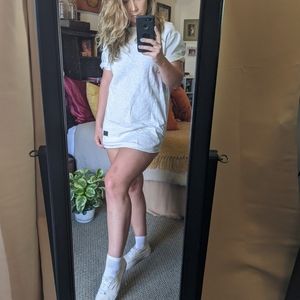 WHITE SWEATSHIRT DRESS
